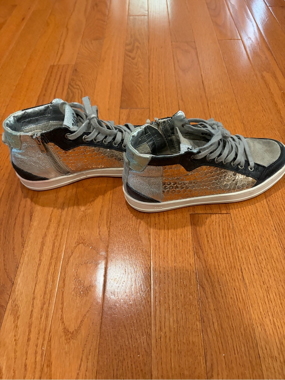 P448 Silver Metallic High-Top Sneakers with Black Accents